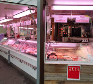 Rundgang durch die Markthalle am Carlsplatz