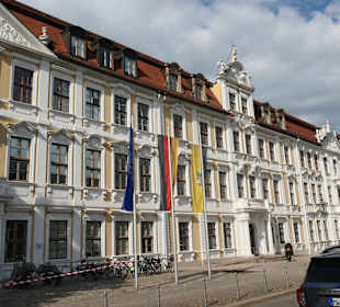 Das Landtagsgebäude von Sachsen-Anhalt am Domplatz