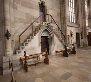 Blick in den Chorraum