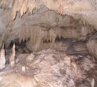 Au fond de la Caverne