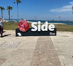 Strandpromenade Side