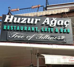 Restaurant und Taverne in Bellapais