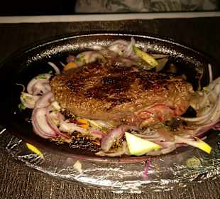 Waves Restaurant & Lounge Bar