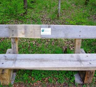 Überall Sitzmöglichkeiten