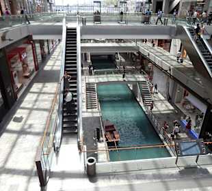 In der Shopping-Mall "Shoppes" at Marina Bay Sands