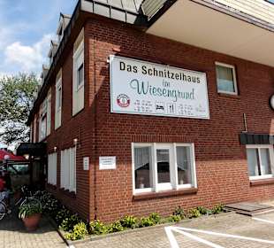 Außenansicht des Restaurants Zum Wiesengrund