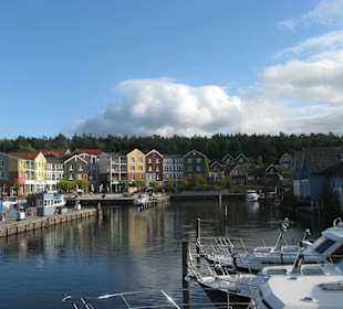 Bootsverleih und Hotel
