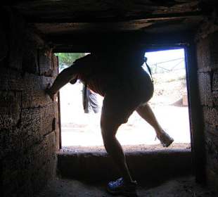 Der Eingang/Ausgang ist noch kleiner als der Gang