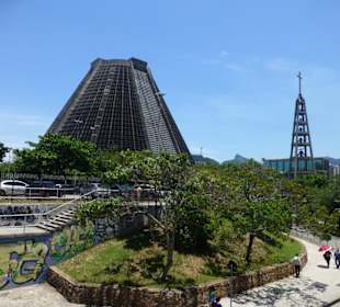 Kathedrale mit Glockenturm