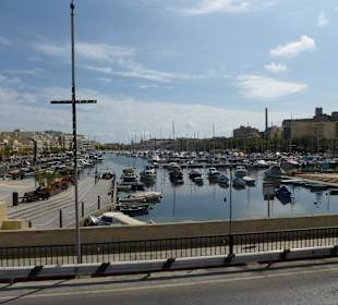 Durch die Straßen von Valetta