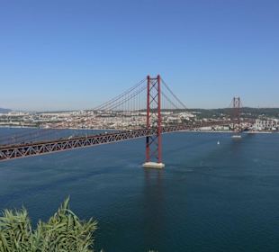 Brücke Ponte 25 de Abril