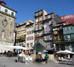 Platz im Hafenviertel