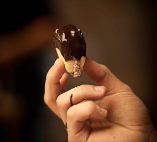 Chocolate-dipped alfajores