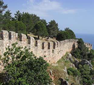 Die Burgmauer von Alanya