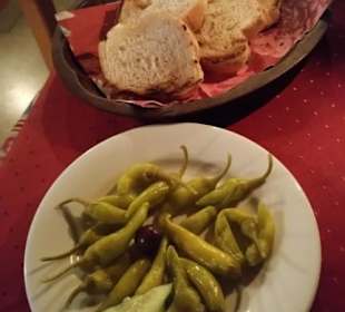 Piperies (griechische Peperonis)