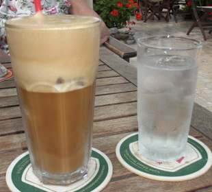 Frappe, typisch griechisch