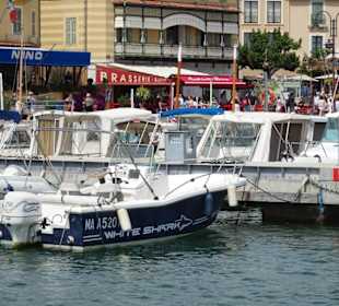 Impressionen aus dem Hafen von Cassis