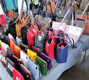 Rundgang über den Markt von Malcesine