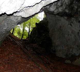 Okno v jeskyni