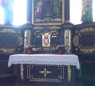 St. Johann Baptist und Heilig Kreuz