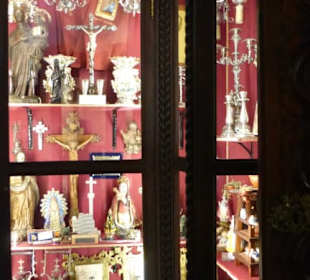 In der Schatzkammer der Kirche von Teror