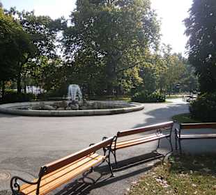 Gartenanlage vorm Rathaus