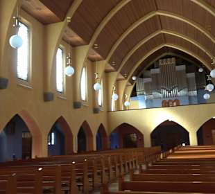 Kath. Pfarrkirche St. Petrus Canisius