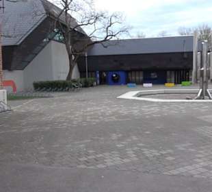 Turnhalle beim Eduard-Kahl-Bad