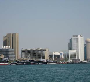 Skyline vom Creek aus