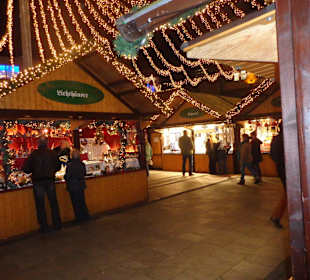 Verkaufsstände am Kennedyplatz