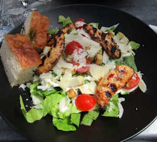 Cross Café & Restaurant