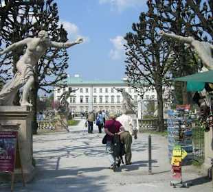 Schloss mit schönem Garten