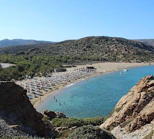Widok na plażę z tarasu widokowego
