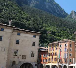 Bei der kleinen Piazza San Rocco in der Altstadt