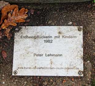 Das Schild der Skulptur