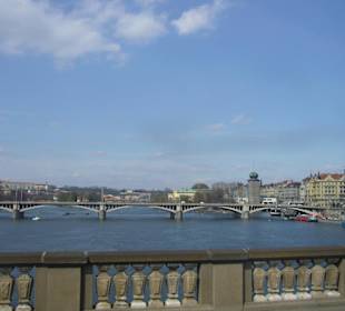 Jiráskův most z Palackého mostu