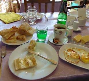 Golden Lion Restaurant in Sighnaghi