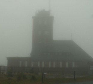 Fichtelberg im Dunst