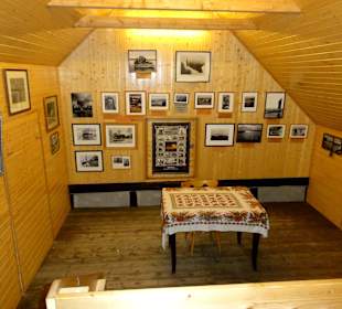 Rundgang durch das Torfschiffwerft-Museum