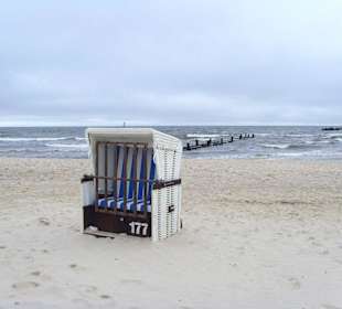 Strand an der Seebrücke in Heringsdorf