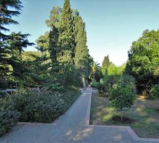 Der Gartenbereich der Dynamitfabrik