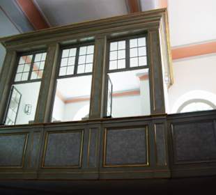 Was das ist ? Extra Raum in der Kirche