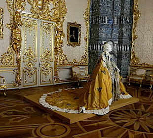 Die Bauherrin Katharina I. als Modell