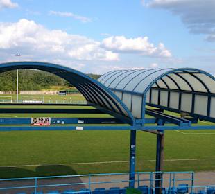 Boisko przy pływalni