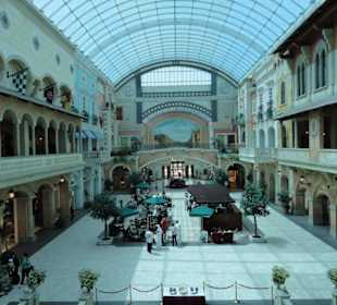 Mercato Mall