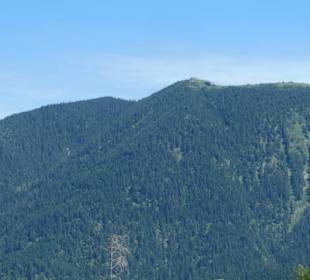 Blick von Eckbauer zur 1780 Meter hohen Wank