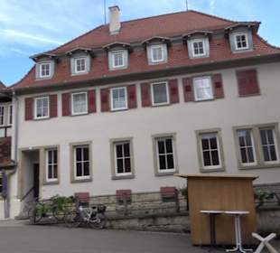 Haupt- und Landgestüt Marbach