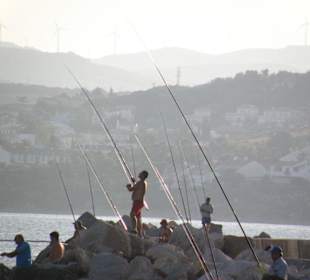 Angler am Yacht-Hafen von Estepona