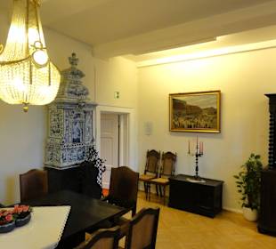 Rundgang durch die Ausstellung des Museums