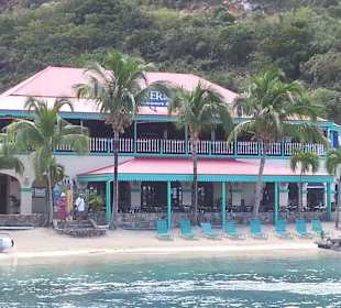 Leverick Bay, mit Buffet für AIDA